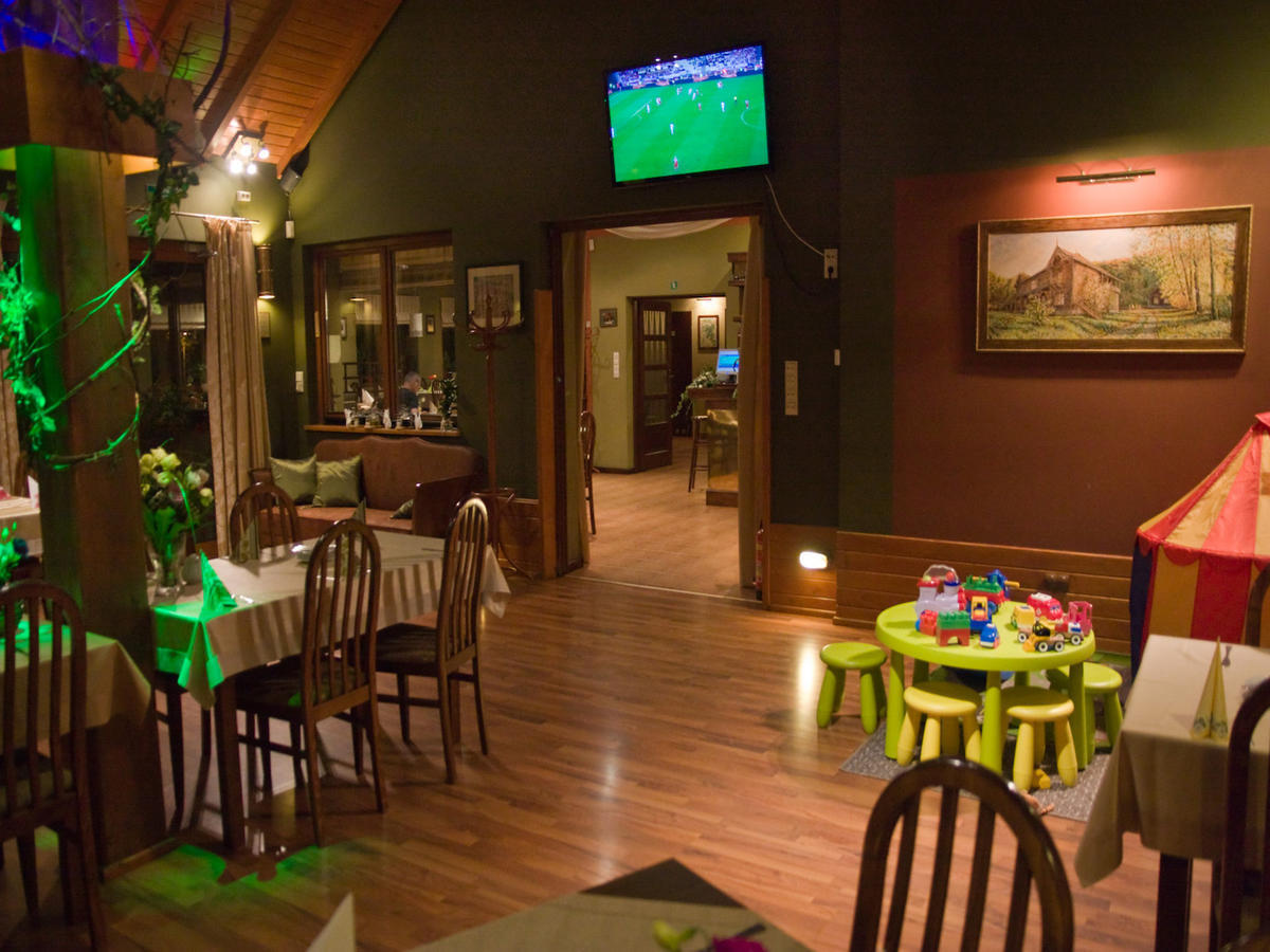 Kochanow  Hotel Kochanow מראה חיצוני תמונה