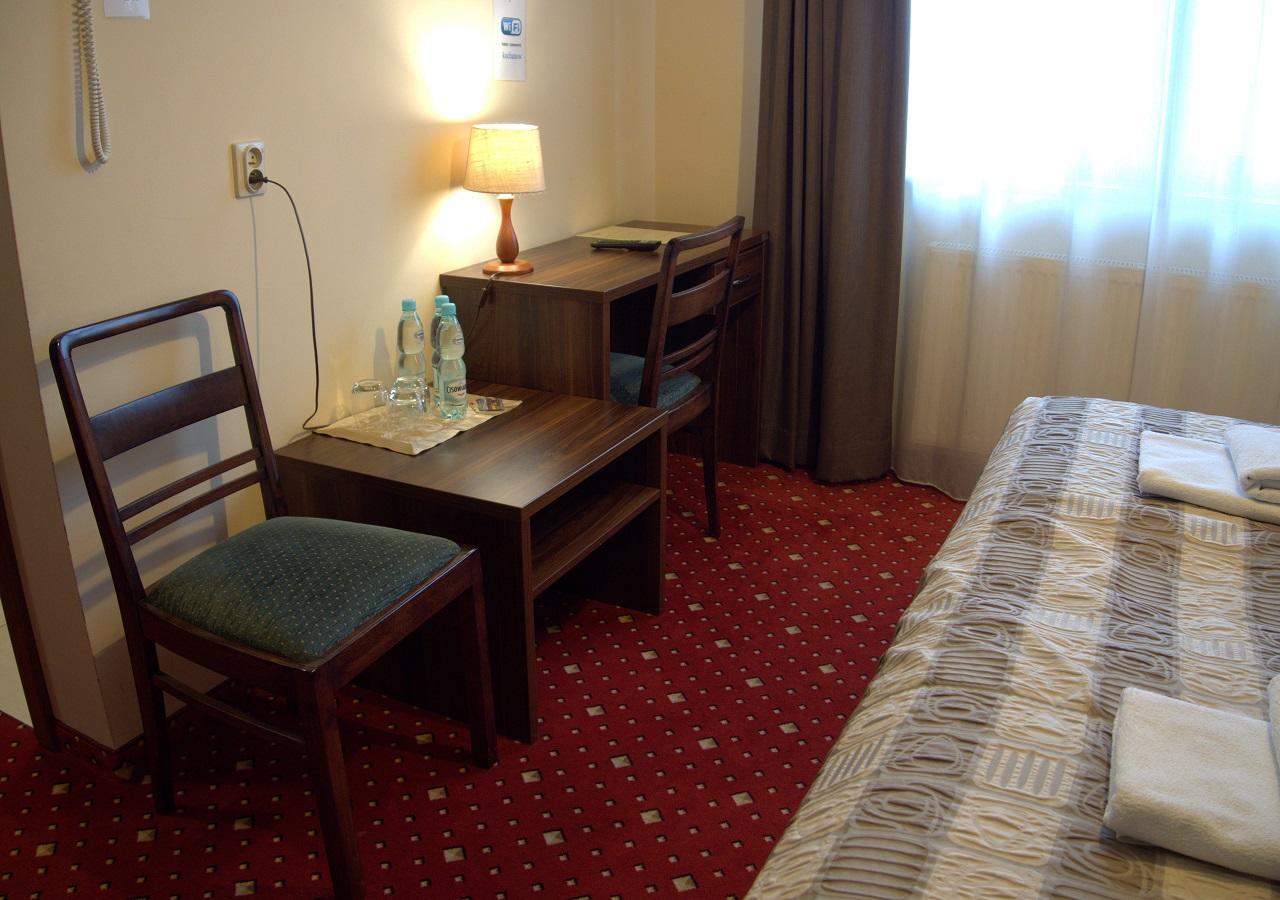 Kochanow  Hotel Kochanow מראה חיצוני תמונה