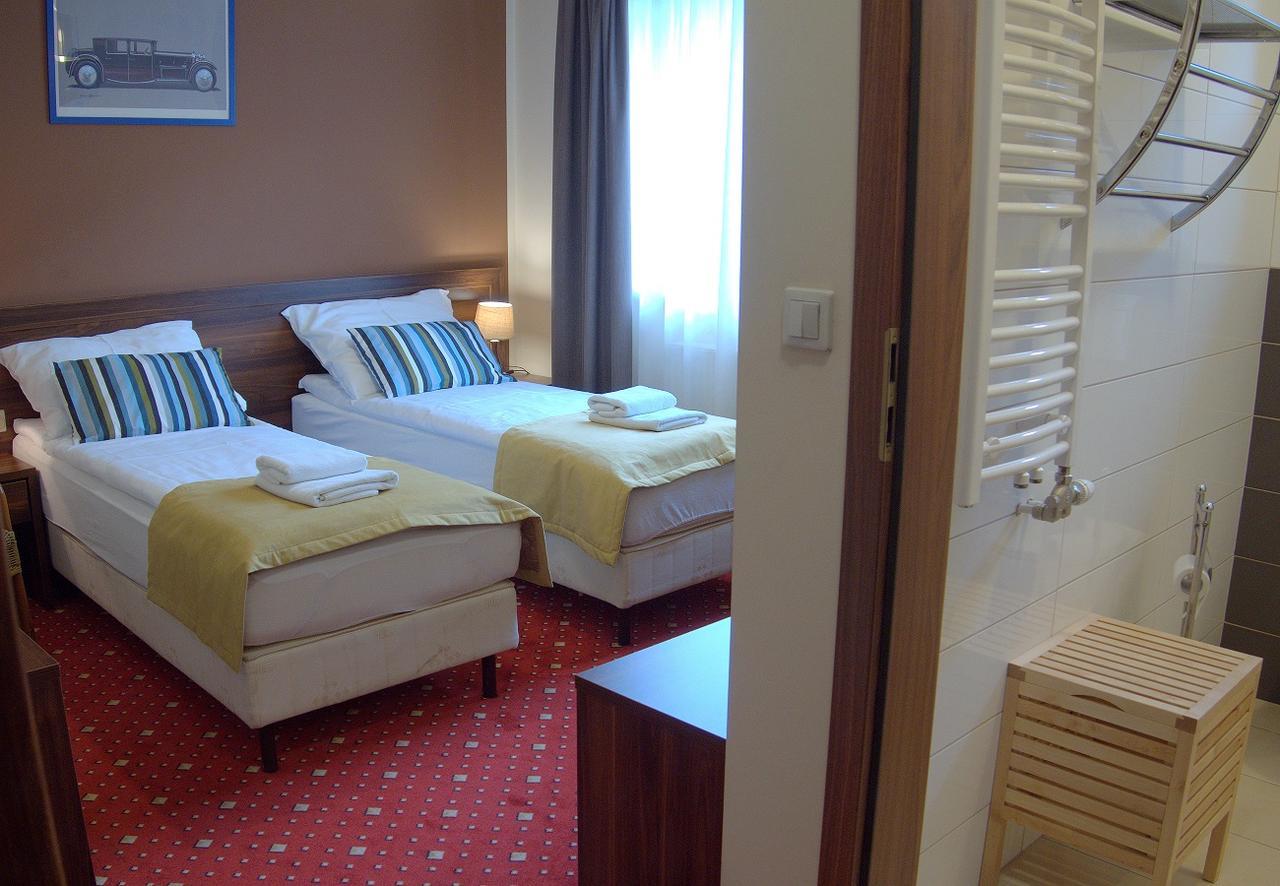 Kochanow  Hotel Kochanow מראה חיצוני תמונה